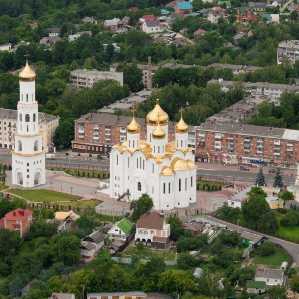 Брянск собор на проспекте Ленина